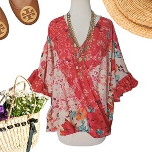 Women's Umgee Top Sizr XL. So Pretty!